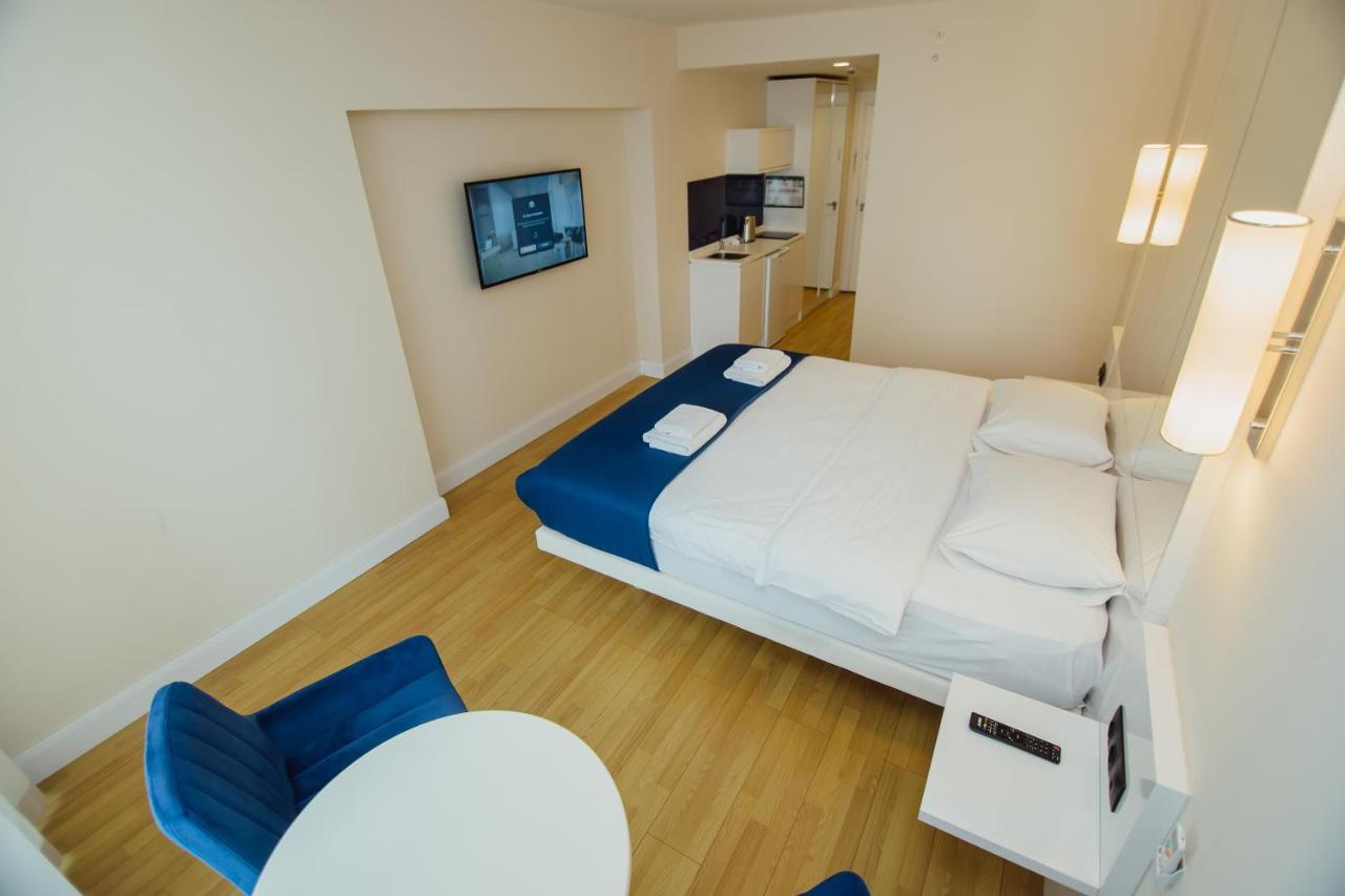 Premium Aparthotel With Sea View Batumi Exterior photo