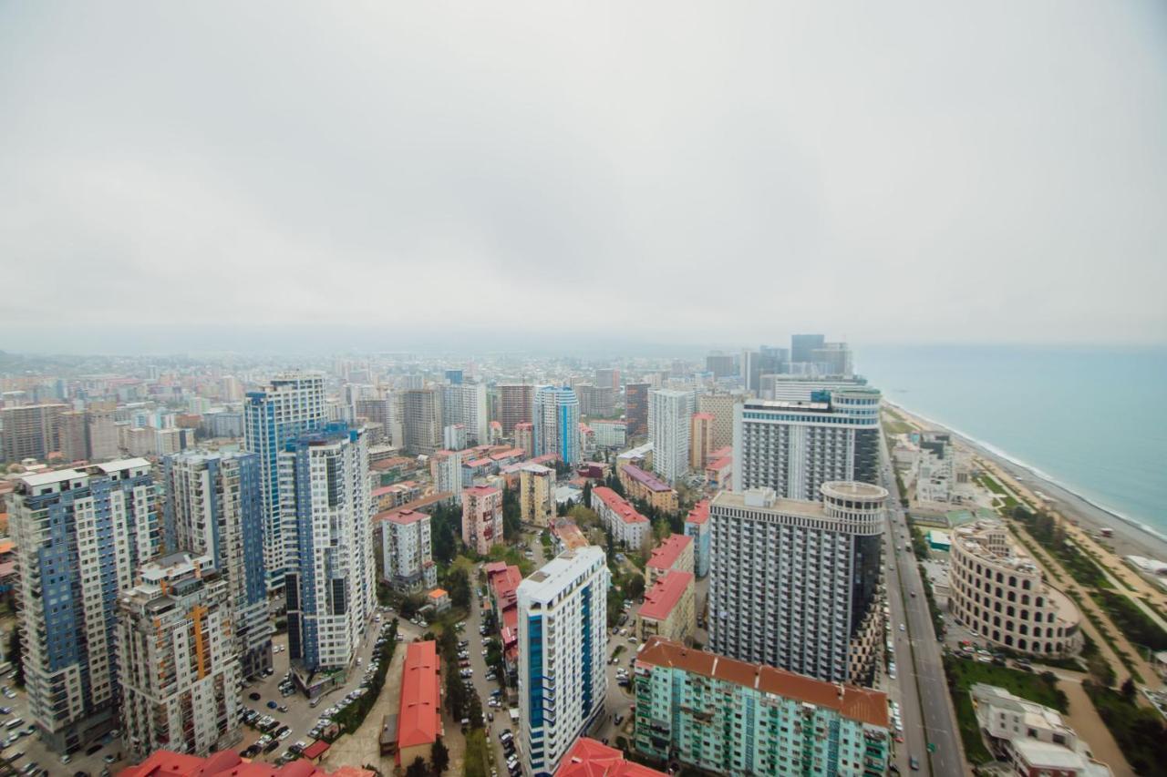 Premium Aparthotel With Sea View Batumi Exterior photo